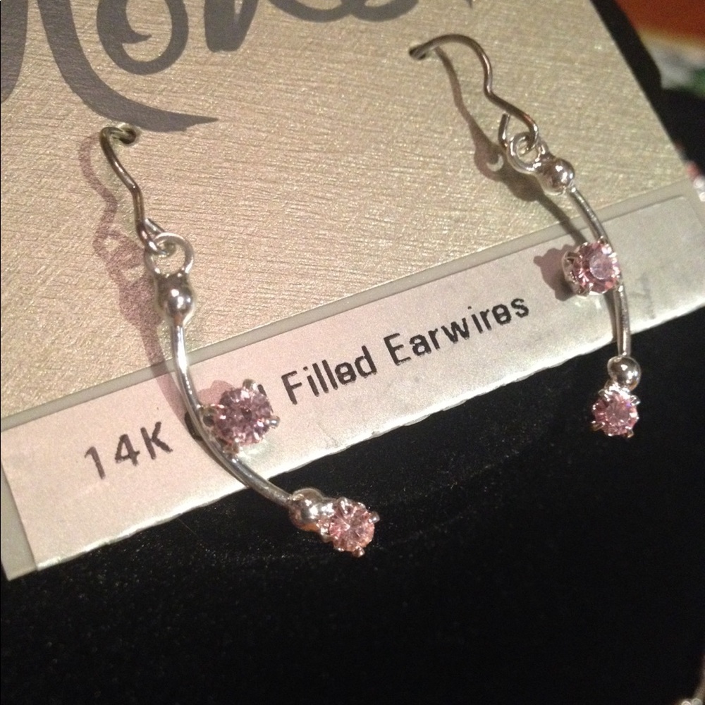 MONET pink ice crystal necklace & earring SET! - Picture 3 of 10
